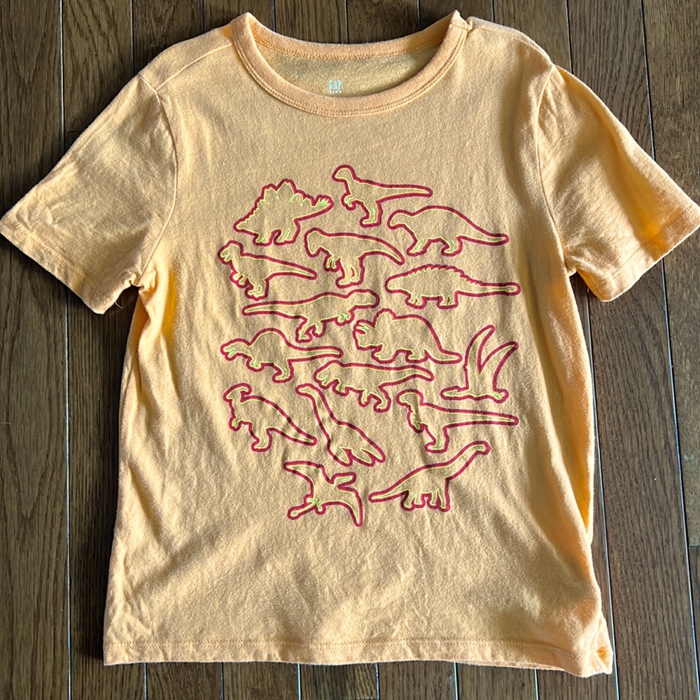 Dinosaur 🦖🦕 GAP T Shirt Size S